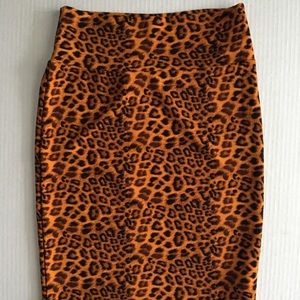 LuLaRoe Cassie - leopard pencil skirt